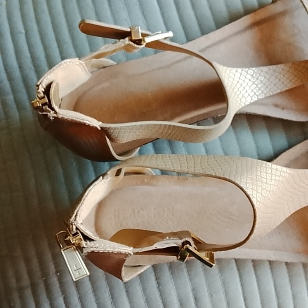 Kenneth Cole Tan Ankle Strap Sandals 9.5 Med - Picture 10 of 16